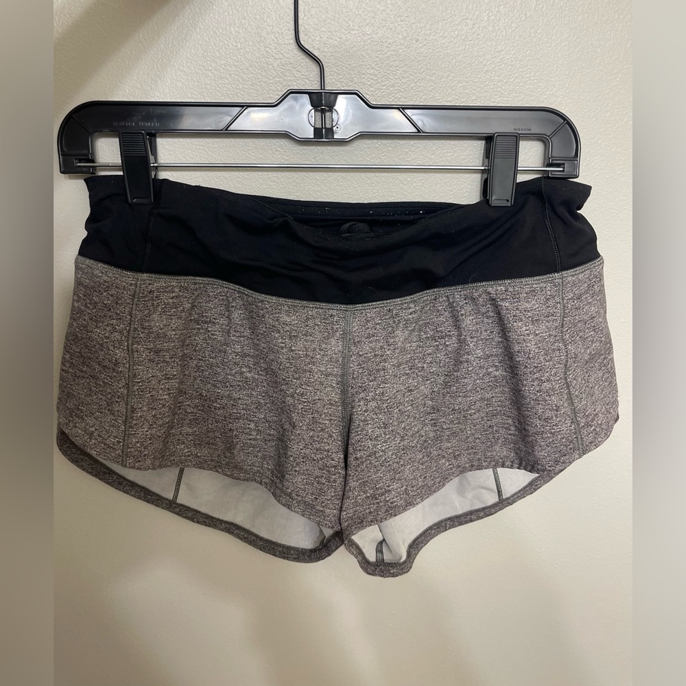 Lululemon Heather Lux Multi Black Speed up shorts 2.5”